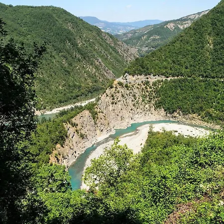 Cottage, Relax Nella Natura, Colline, Parcheggio, Wifi Дом отдыха *